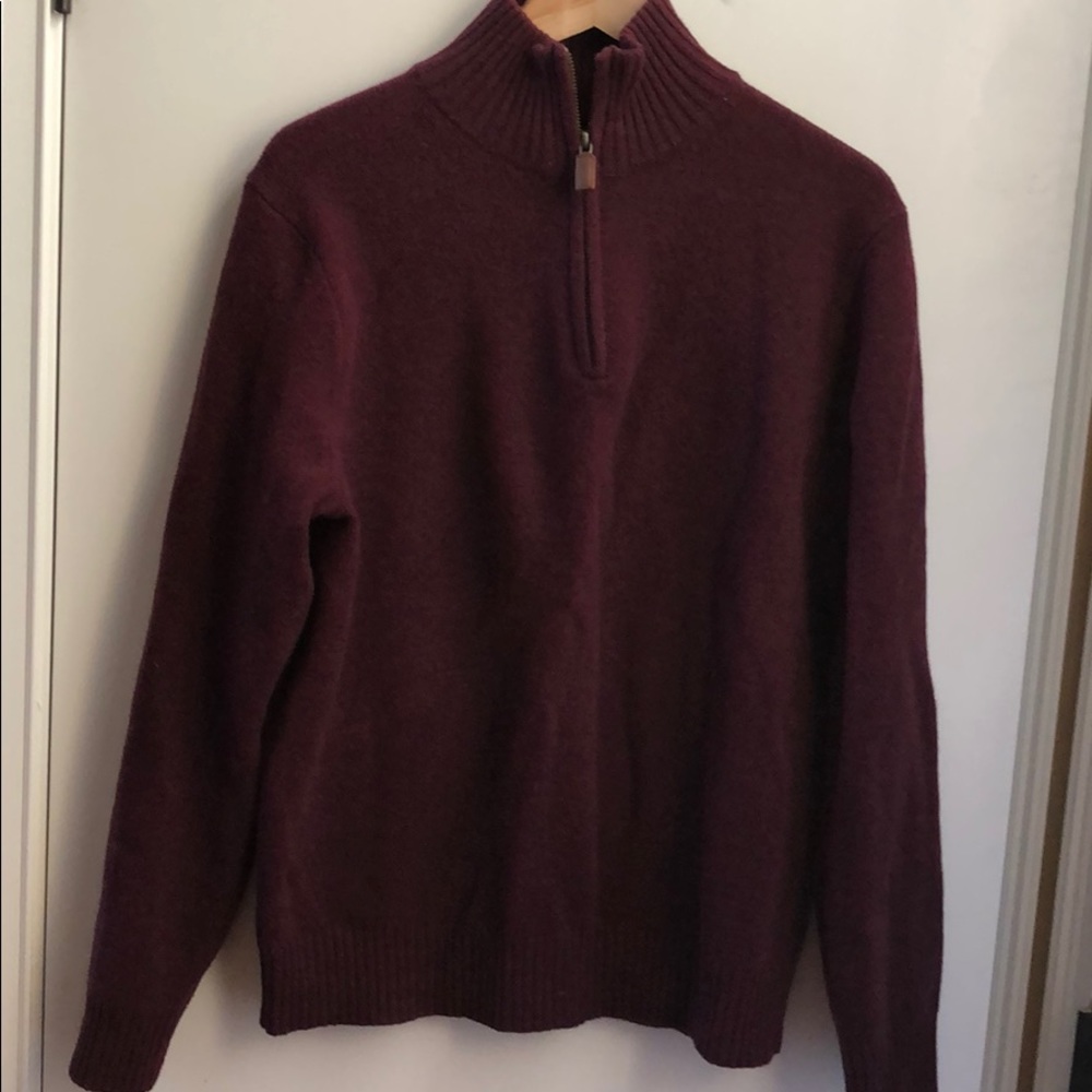 Men’s medium quarter zip lamb wool pull over